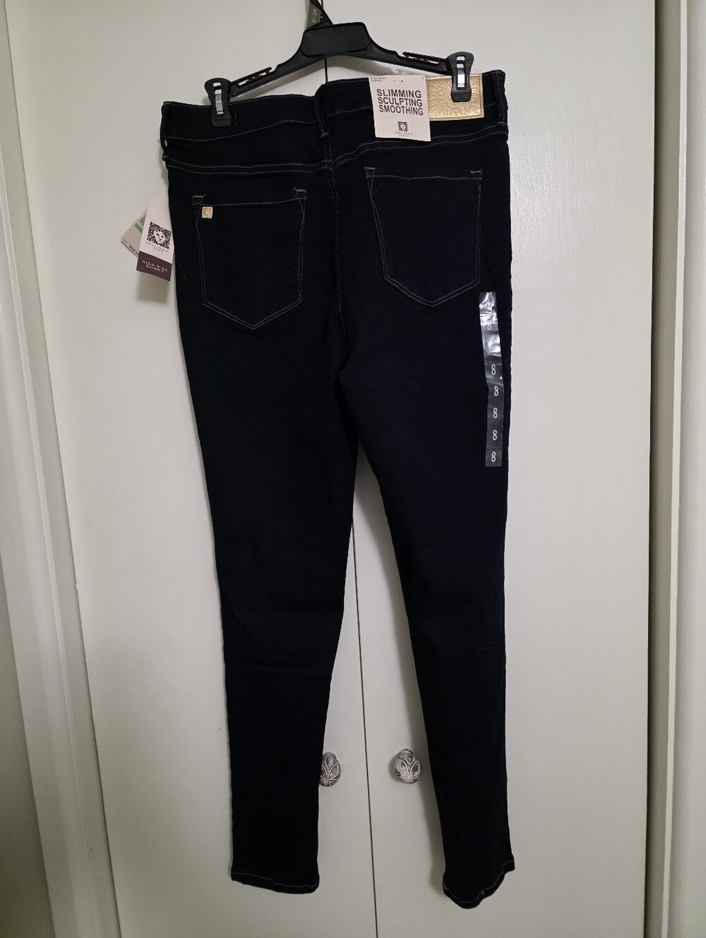 Anne Klein Black Skinny Jeans - Slimming Stretch